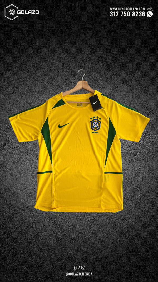 Camiseta Retro Brasil 2002